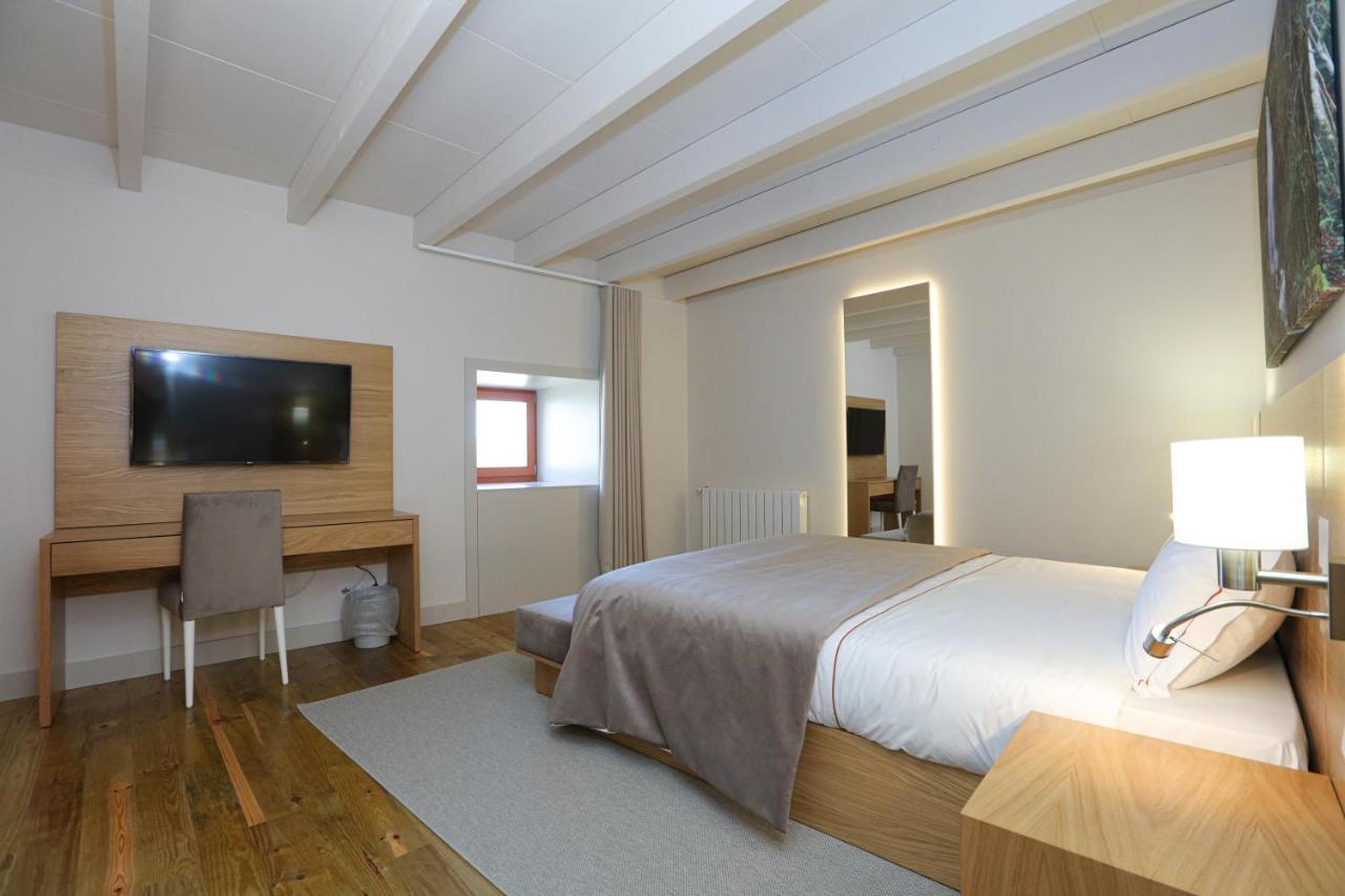 Quinta Da Riba Ma Pensionat Santa Leocadia Exteriör bild